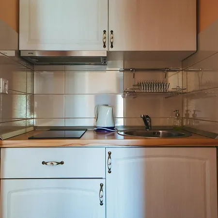 5 Apartment *