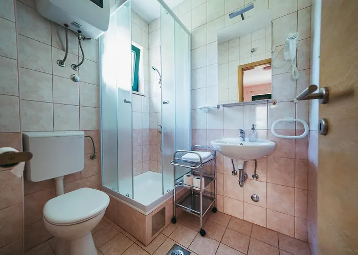 Apartamento 5 Promajna
