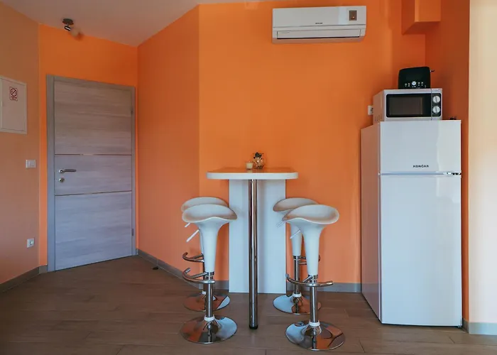 Apartamento 5 Promajna