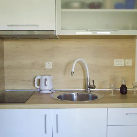 Apartment 5
