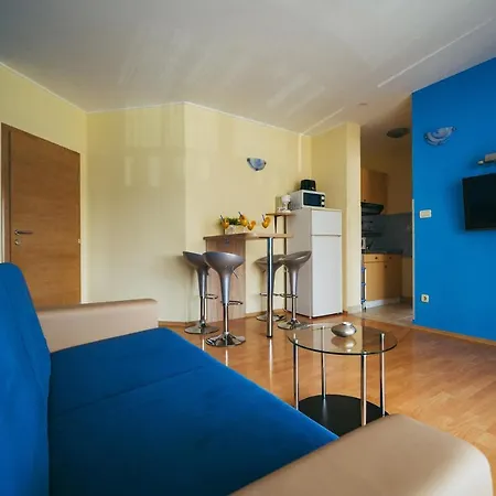 5 Apartment