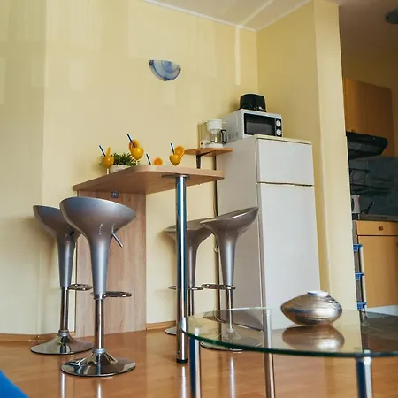 5 Apartment *